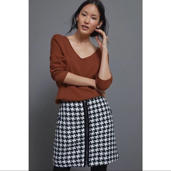 NEW Anthropologie Evira Black White Houndstooth Sparkle Thread Mini Skirt Size 2 - Picture 2 of 4